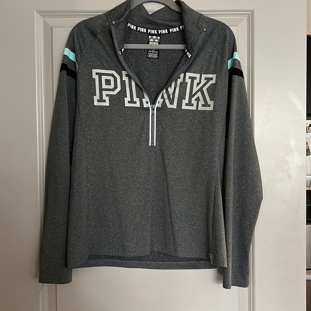 Vs Pink Ultimate Pullover